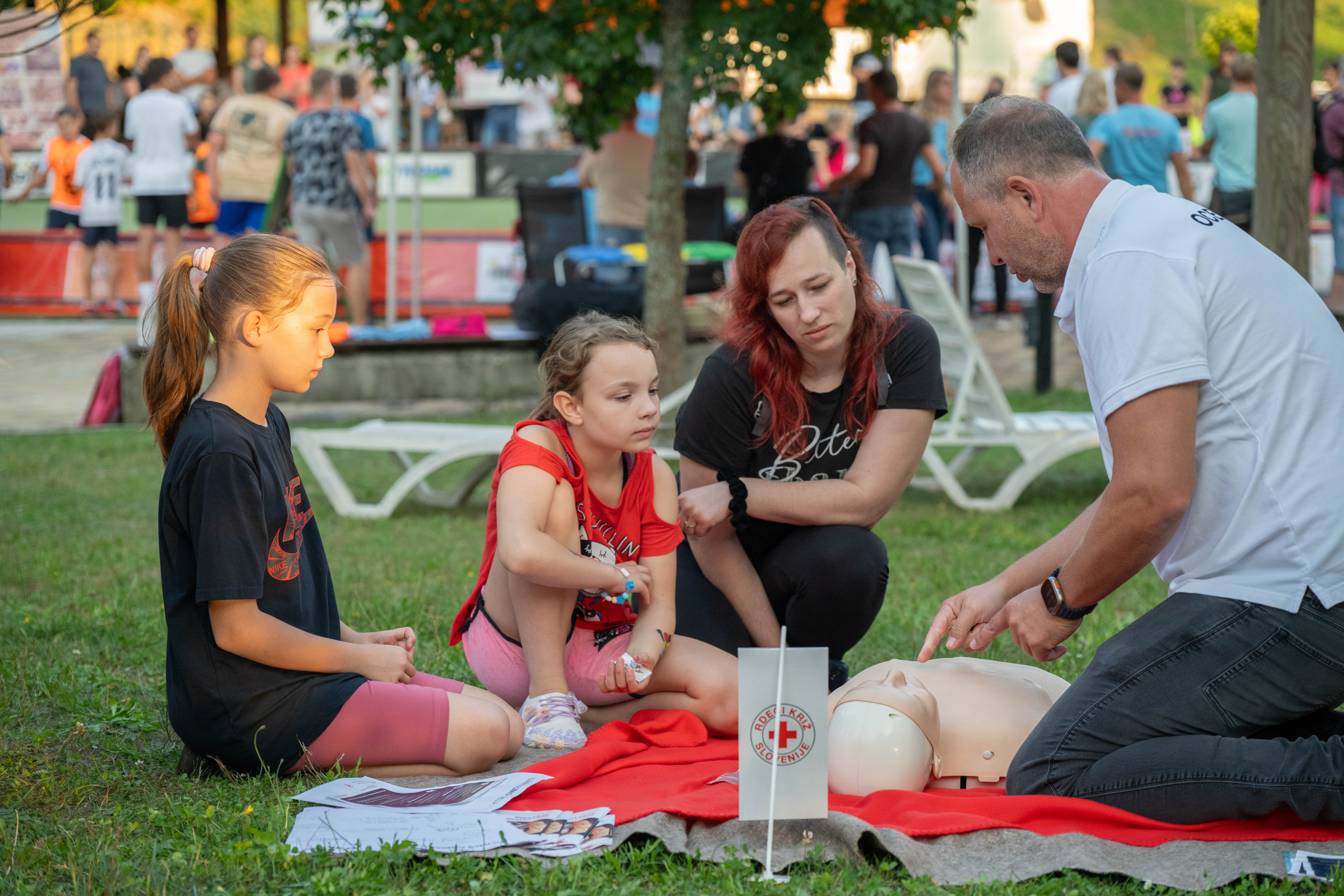 ✨ Harmonija generacij v Mali Nedelji – nepozabno druženje! ✨